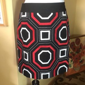 ANN TAYLOR Size 8P Geometric Embroidered Square Octagon 
Fully lined Classic NEW